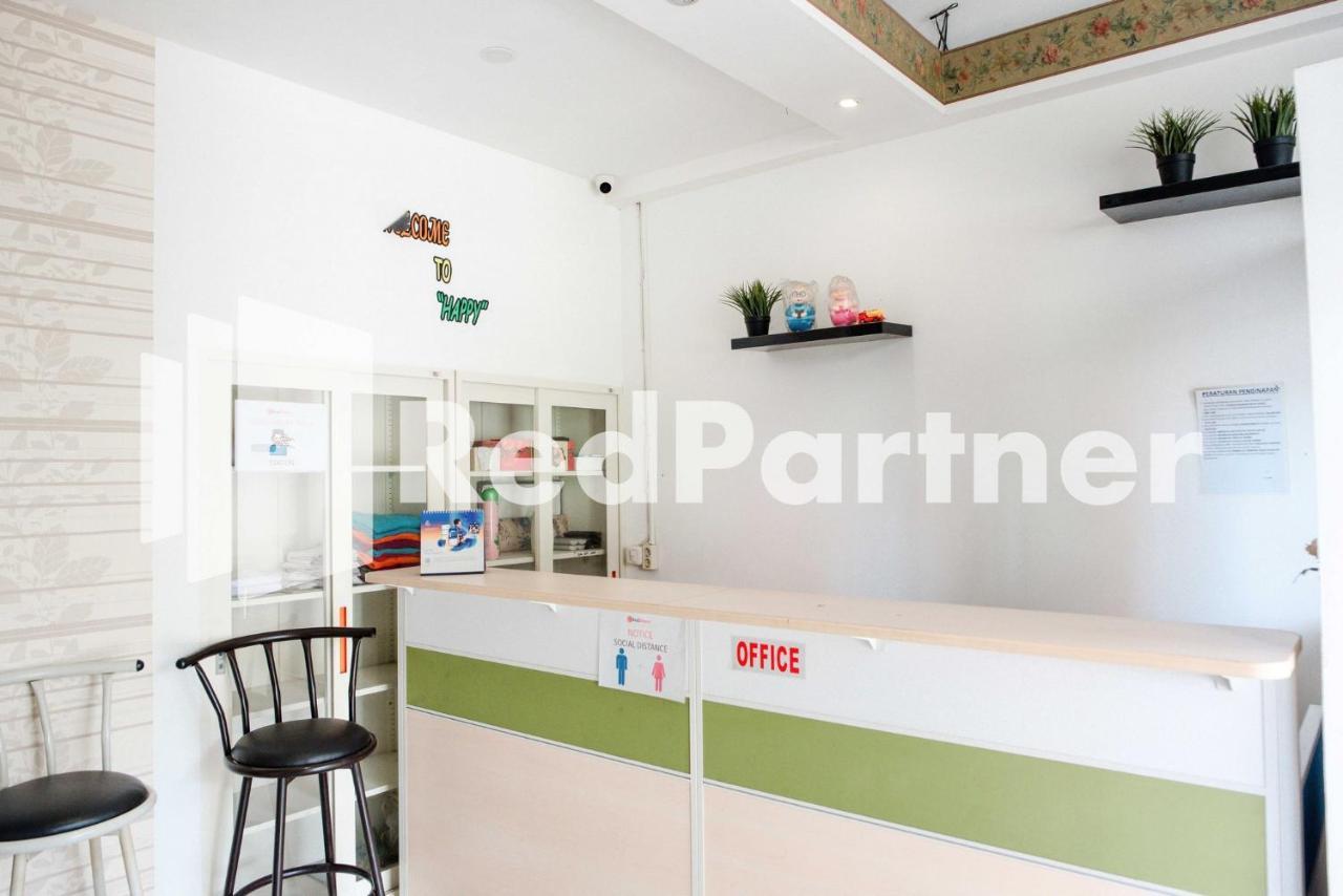 Happy Inn Puspo Mitra Reddoorz Jomblang Exterior photo