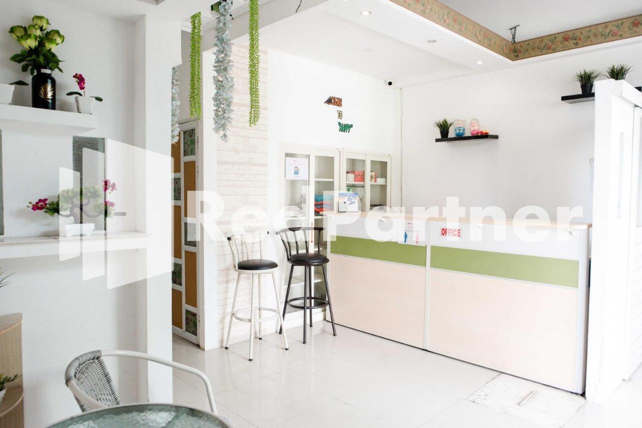 Happy Inn Puspo Mitra Reddoorz Jomblang Exterior photo
